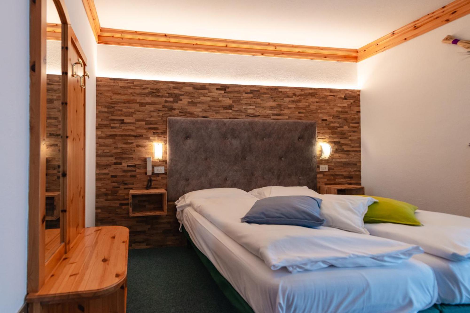 קאמפיטלו די פאסה Hotel Ciamol מראה חיצוני תמונה